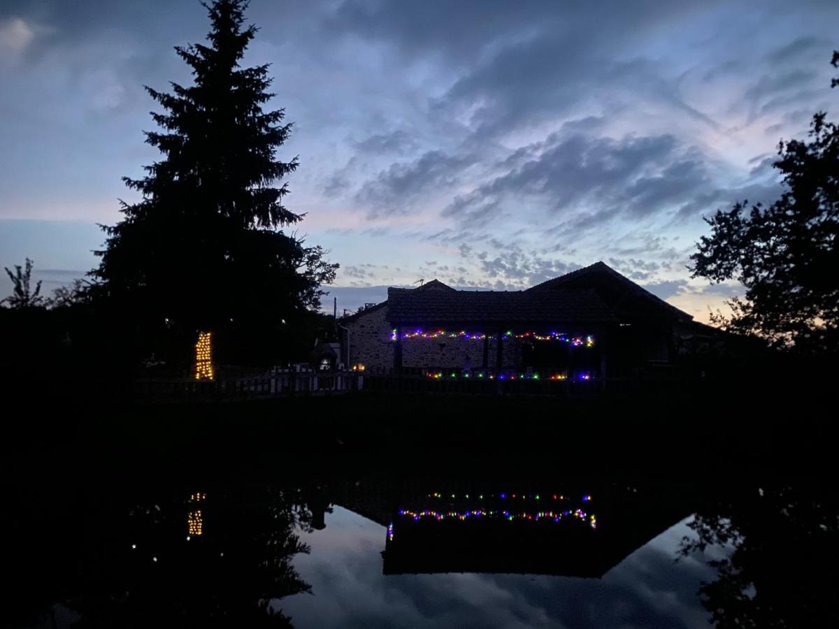 Fonclaire Holidays Mortemart Экстерьер фото